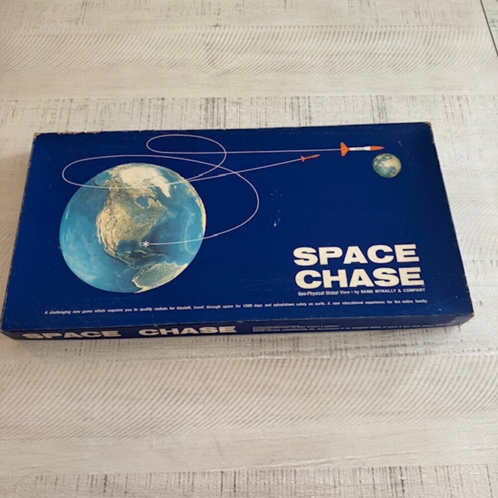 Rare, vintage 1967 United Nations Constructors Space Chase